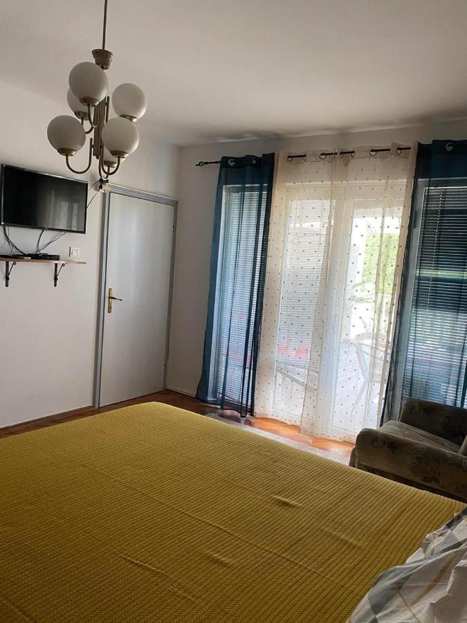 הרצג-נובי Guest House Cvoro מראה חיצוני תמונה